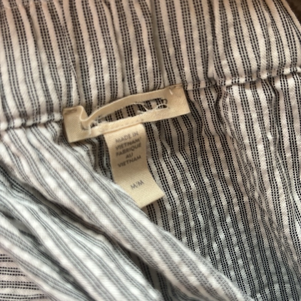 Eileen Fisher White Textured Top Wide-Leg Pants, like new - Picture 10 of 10